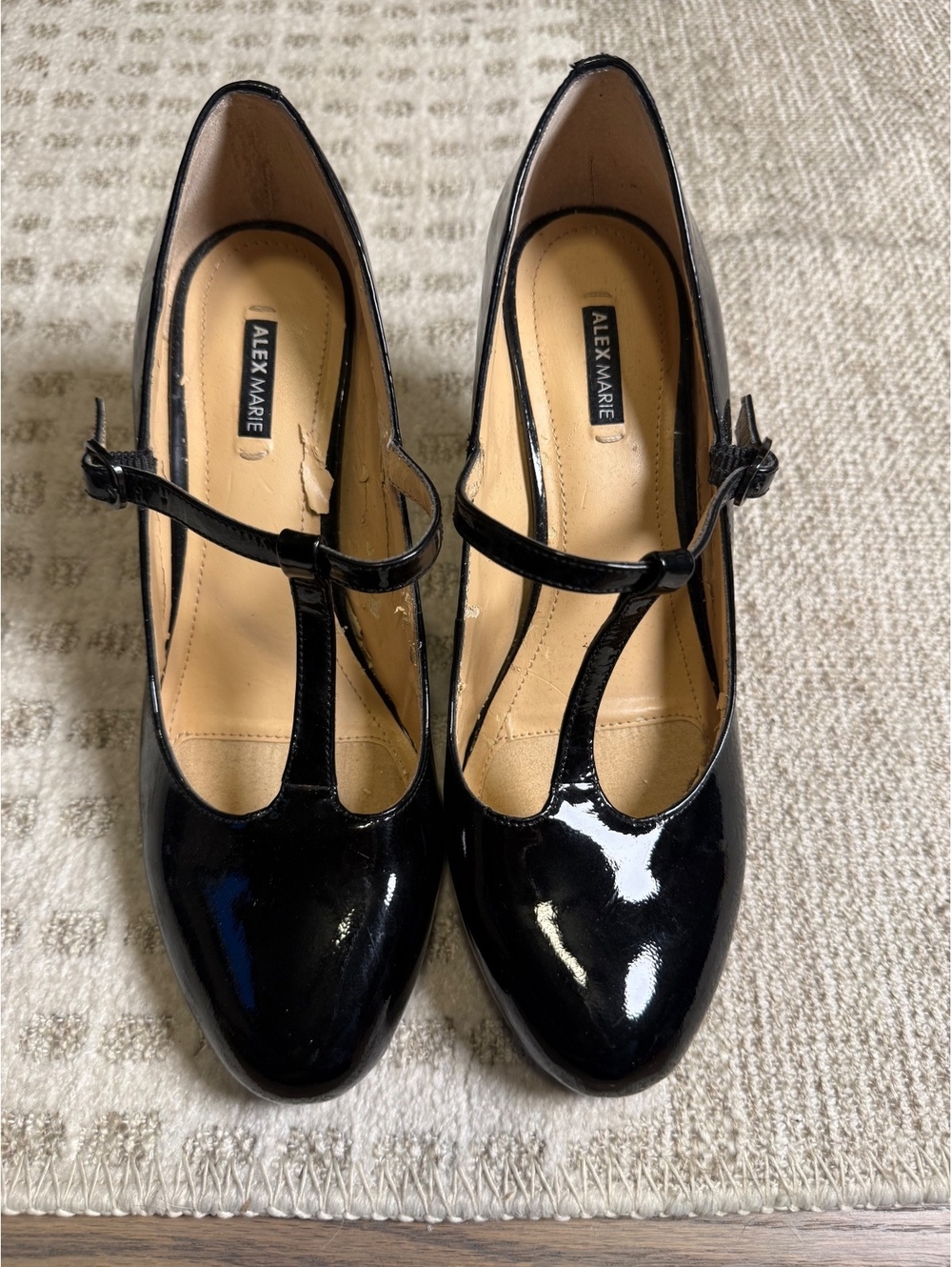 Alex Marie Black Patent Leather T-Strap Women's Pumps Size 7M